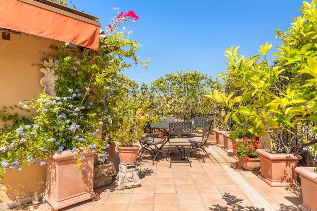 Apartment Casa Colonna, A Burghesius Rome